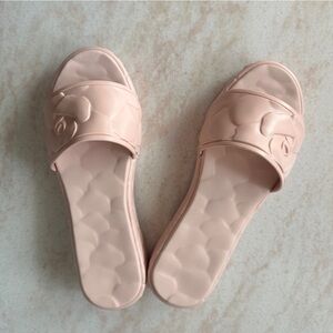 Valentino Garavani Rose Pool Slides